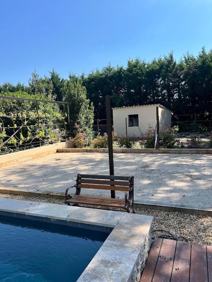 Апартаменти La Provence Avec Piscine Privative En Campagne Перн-ле-Фонтен Екстер'єр фото